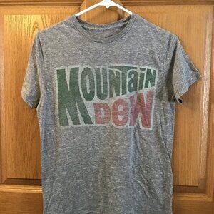 Tee Luv vintage Mountain Dew T Shirt